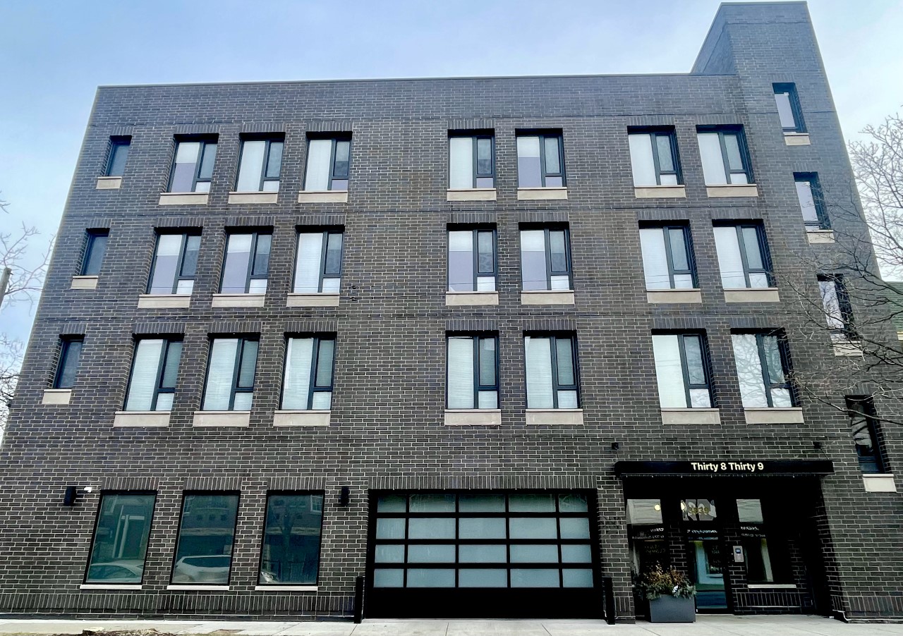 3839 N. Clark - 203
